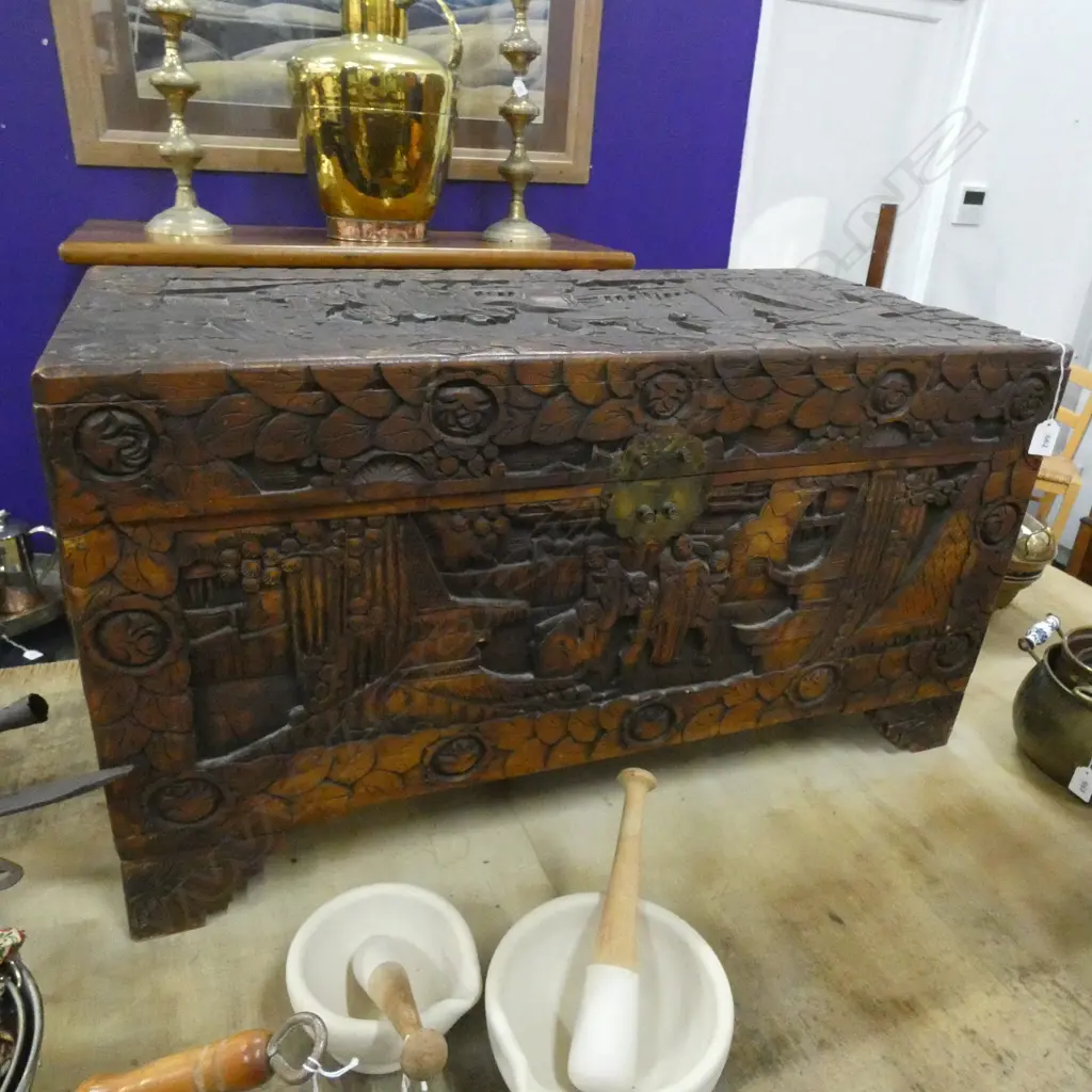 CAMPHOR CHEST 870 x 430 x 470mm Image 1++