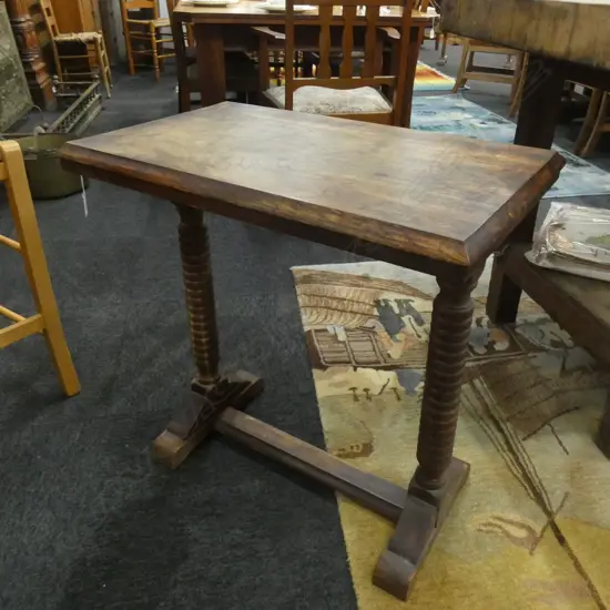 OAK SIDE TABLE
