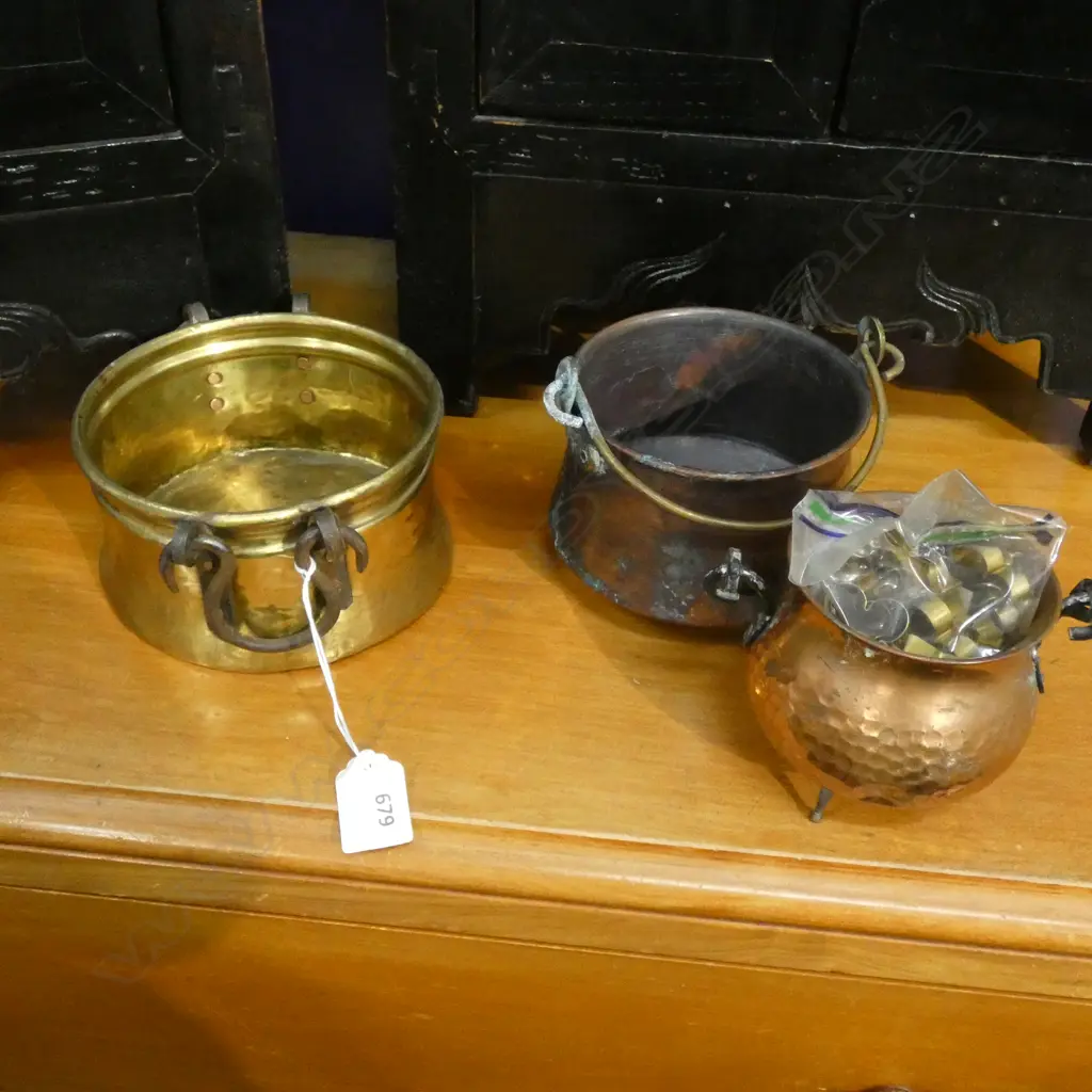 BRASS & COPPER ITEMS Image 1++