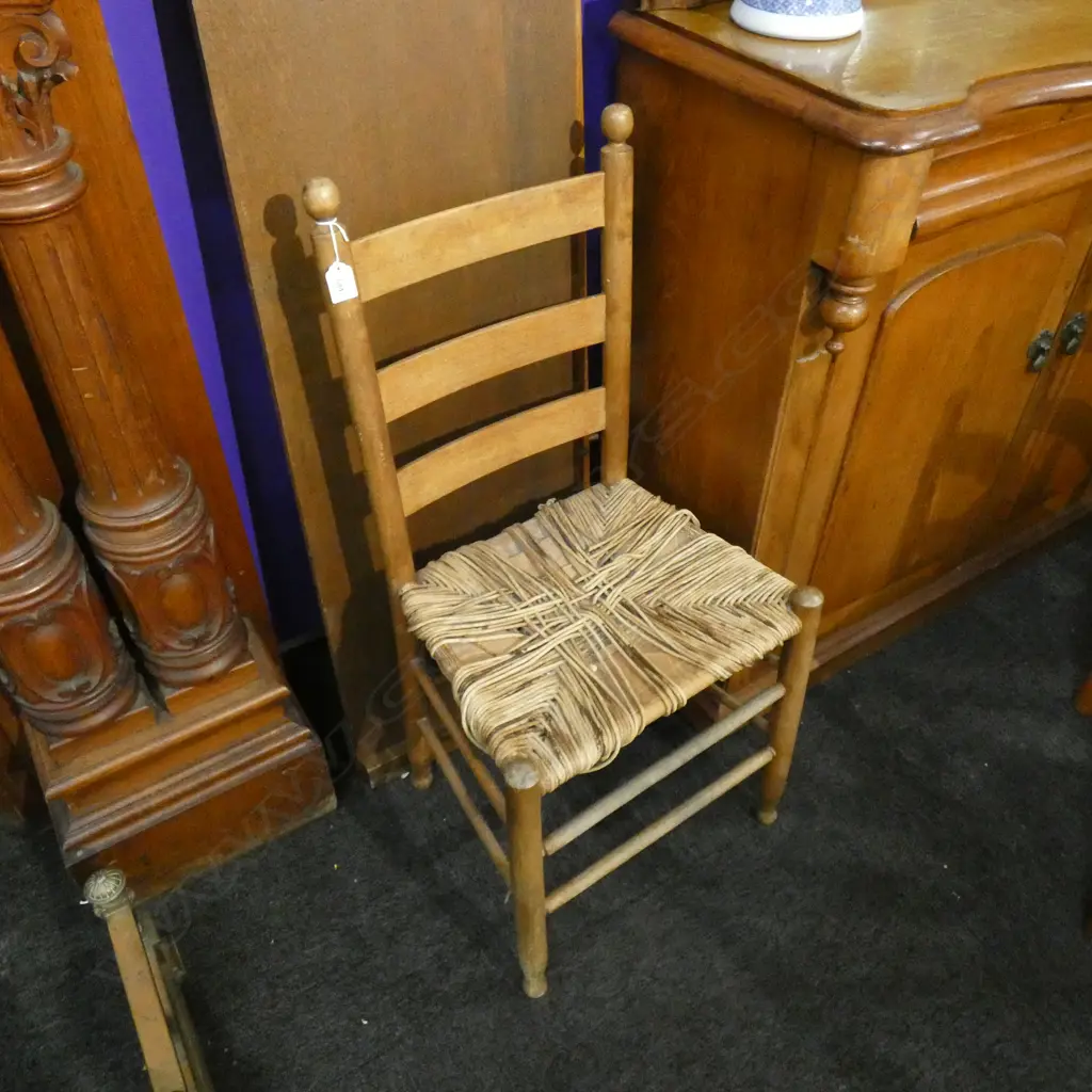 VINTAGE LADDER BACK CHAIR w. WOVEN SEAT AF Image 1++