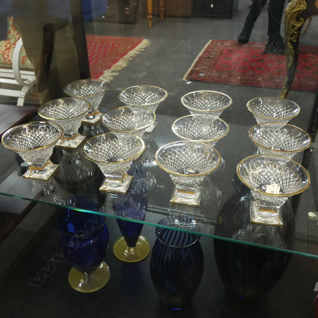 12 CORRE CRISTAL COUPES, GOLD RIMMED, ON SQUARE FOOT (ONE RIM CHIP) Ex Sultan of Brunei Image 1++
