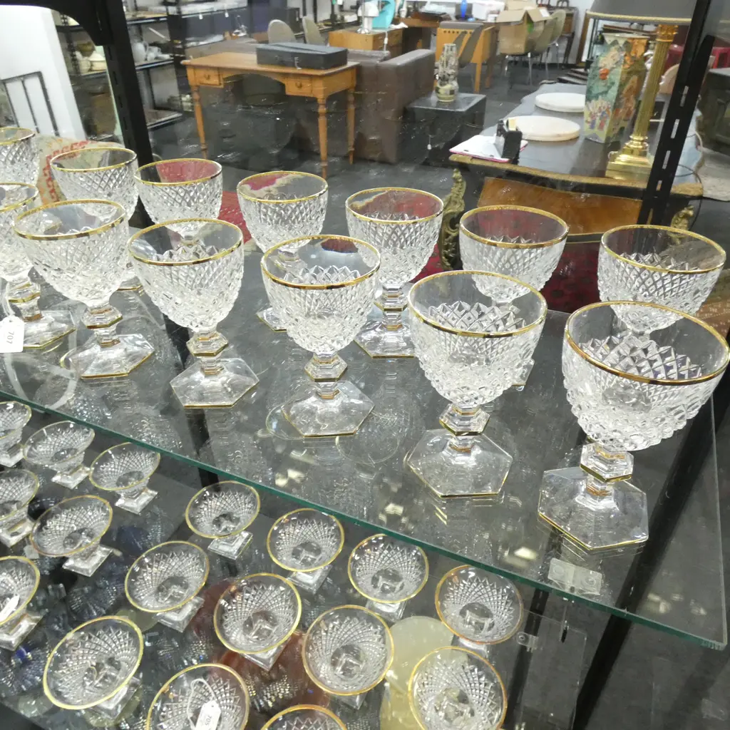 12 CORRE CRISTAL MEDIUM WINE GLASSES, GOLD RIMMED, ON HEXAGONAL KNOPPED STEMMS AND FOOT Ex Sultan of Brunei Image 1++