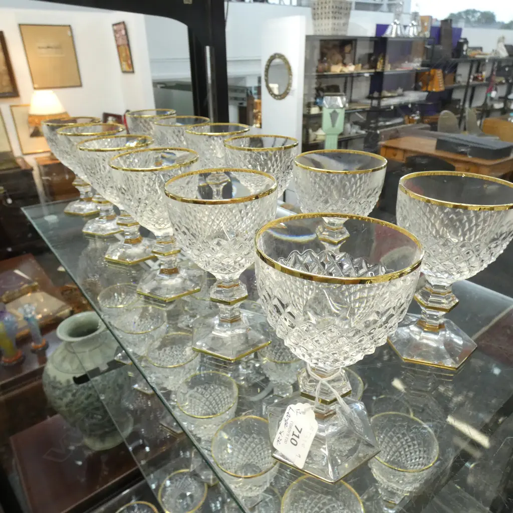 12 CORRE CRISTAL LARGE WINE GLASSES, GOLD RIMMED, ON HEXAGONAL KNOPPED STEMMS AND FOOT Ex Sultan of Brunei Image 1++