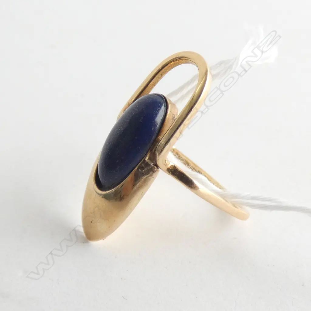 STYLISH 18CT YELLOW GOLD & LAPIS RING RETRO 4.77gms Image 1++