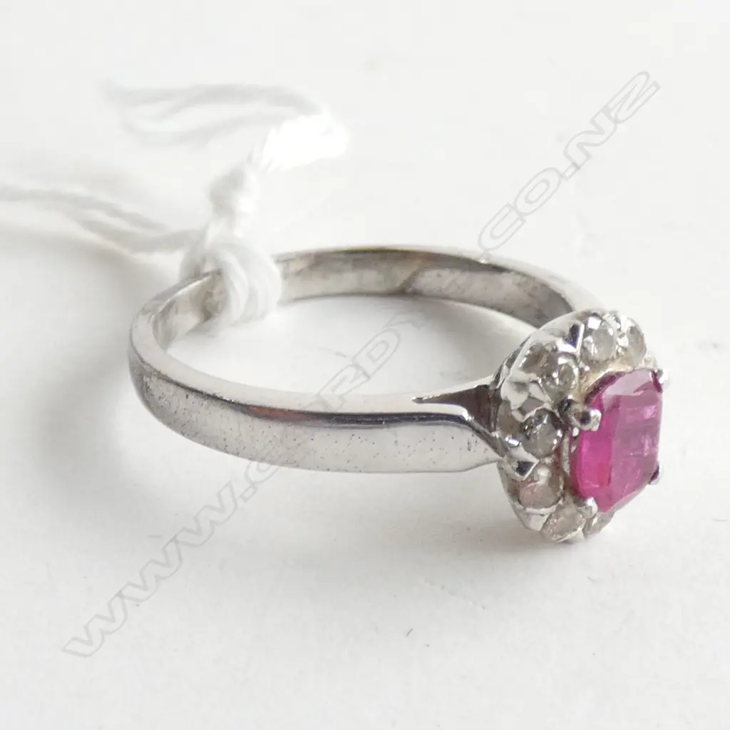 RUBY AND DIAMOND RING (RUBY INCLUDED) Image 1++
