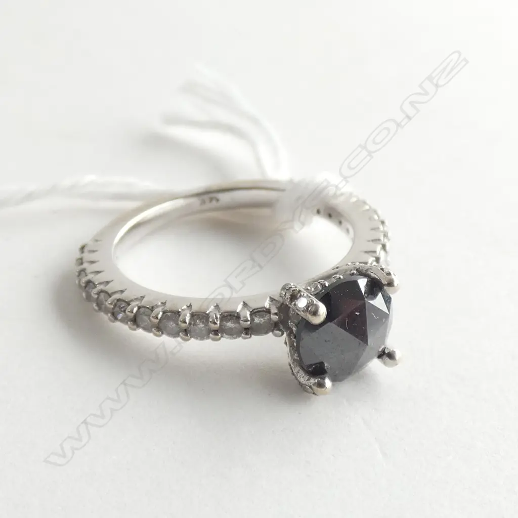 14CT BLACK MOISSANITE & DIAMONDS RING 3.4 GRAMS Image 1++