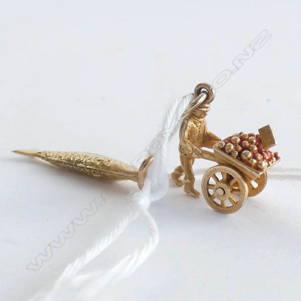 2 X 9CT GOLD CHARMS FISH/MAN & CART 3.68gm Image 1++