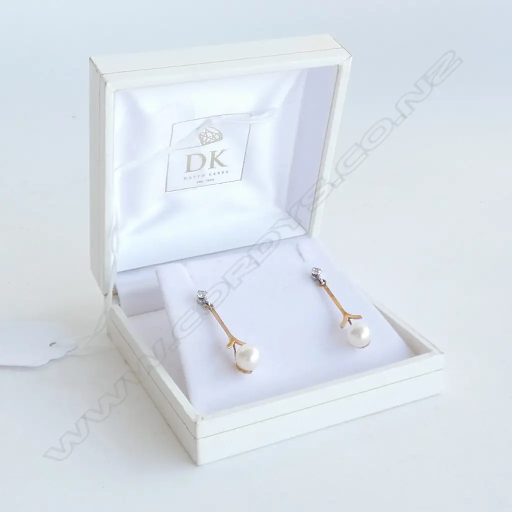 9CT WHITE GOLD FAUX DIAMOND STUD EARRINGS WITH SUSPENDED CULTURED PEARL Image 1++