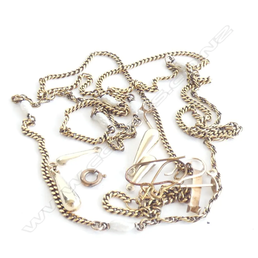 ASSTD BROKEN GOLD PIECES (including pearl necklace) 9gm Image 1++