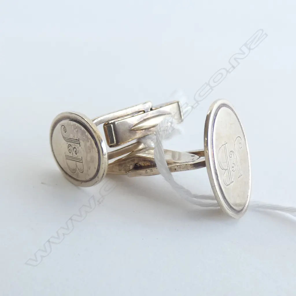 PAIR SILVER GILT CUFF LINKS 8.36gm Image 1++