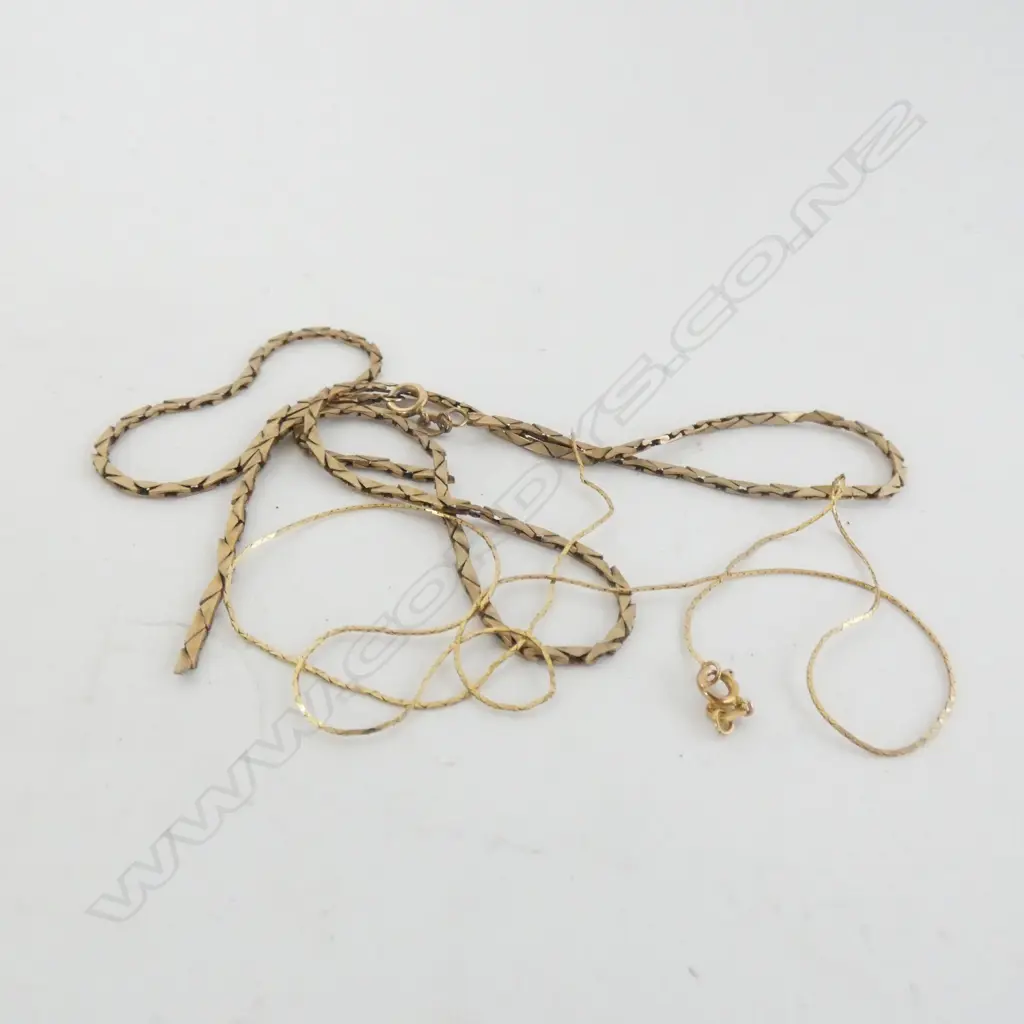 2 GOLD CHAINS. 1X 9CT A.F 7.45gms & 1X 14K A.F 0.95gm Image 1++