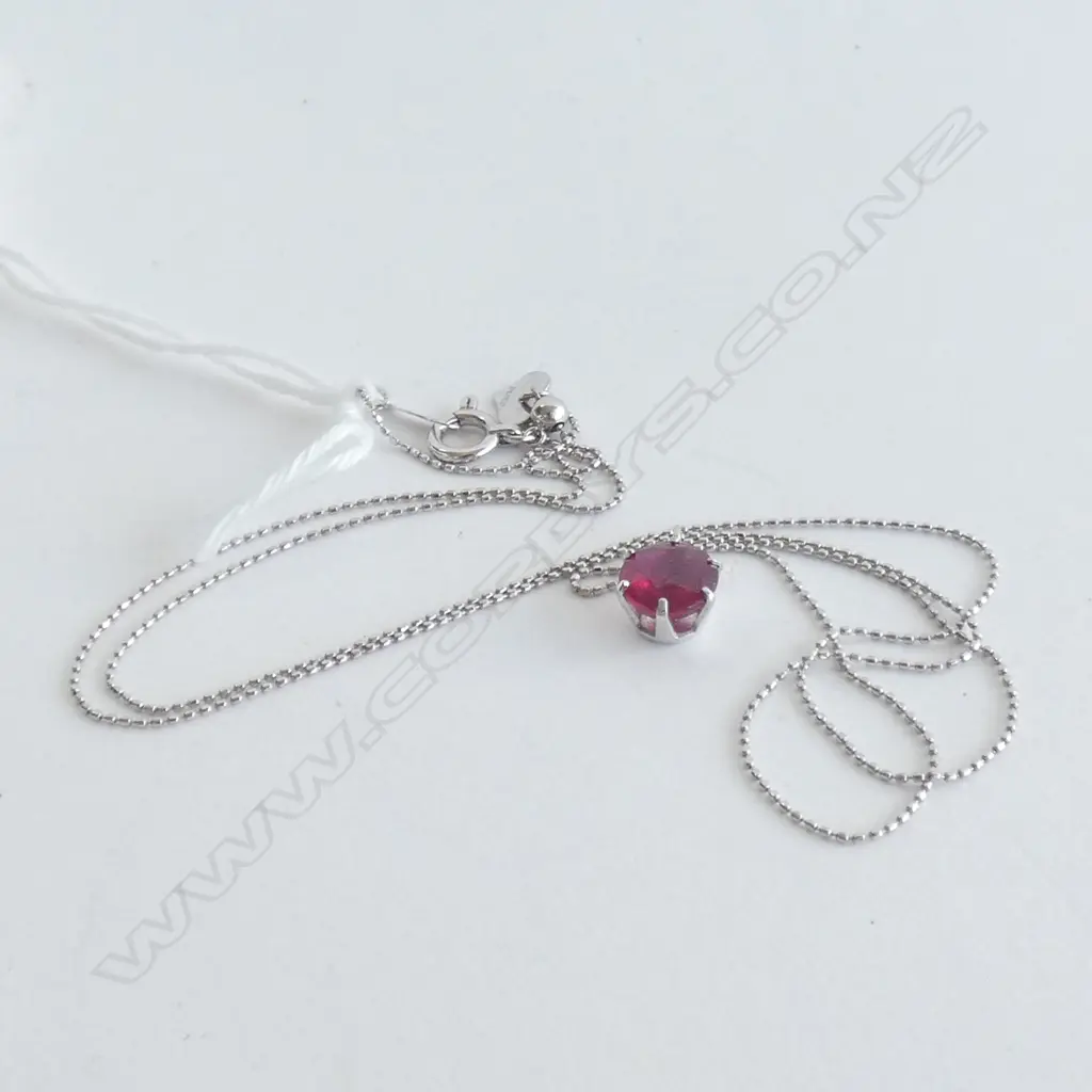 PLATINUM AND RUBY PENDANT WITH CHAIN Image 1++