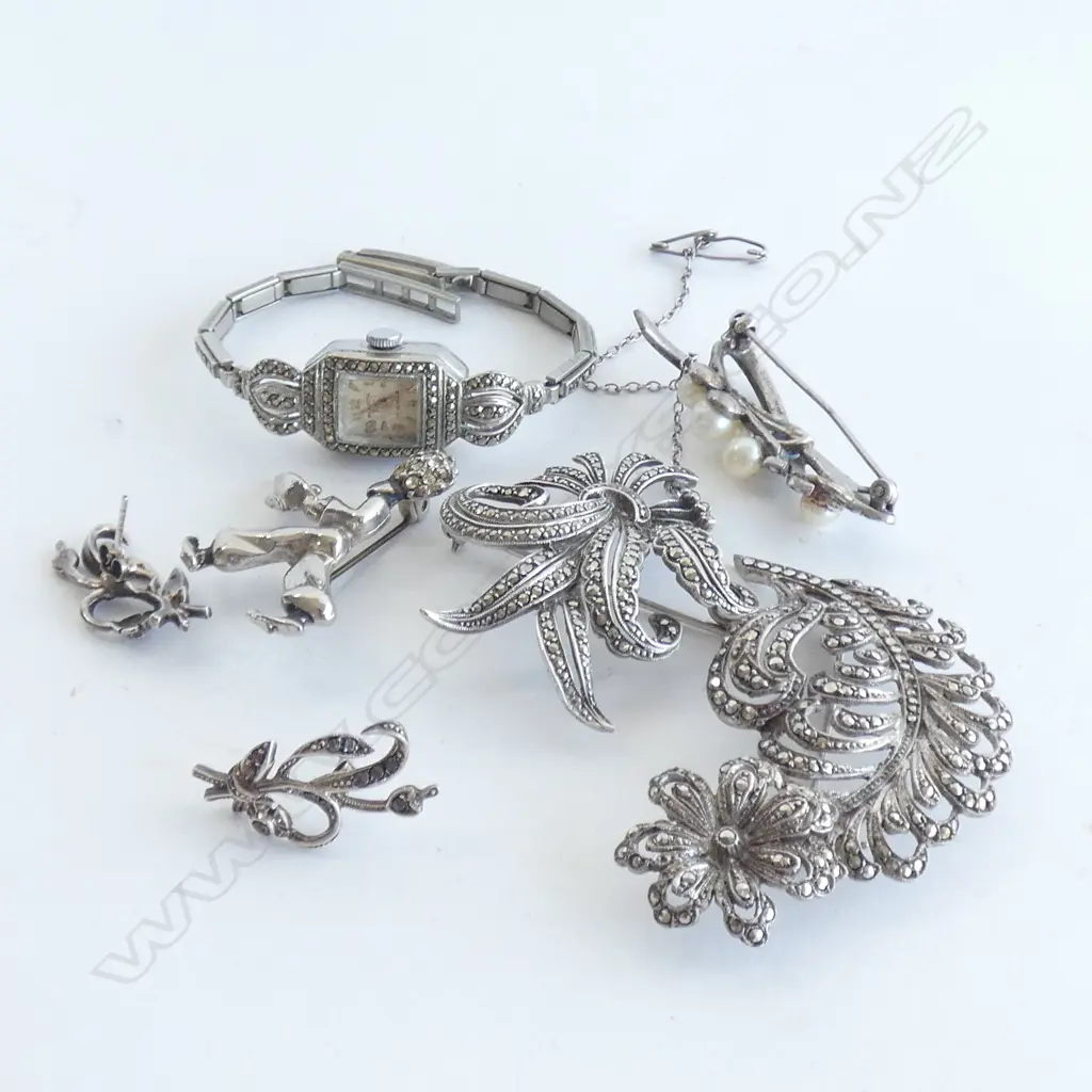 ASSTD SILVER AND MARCASITE JEWELLERY & WATCH Image 1++