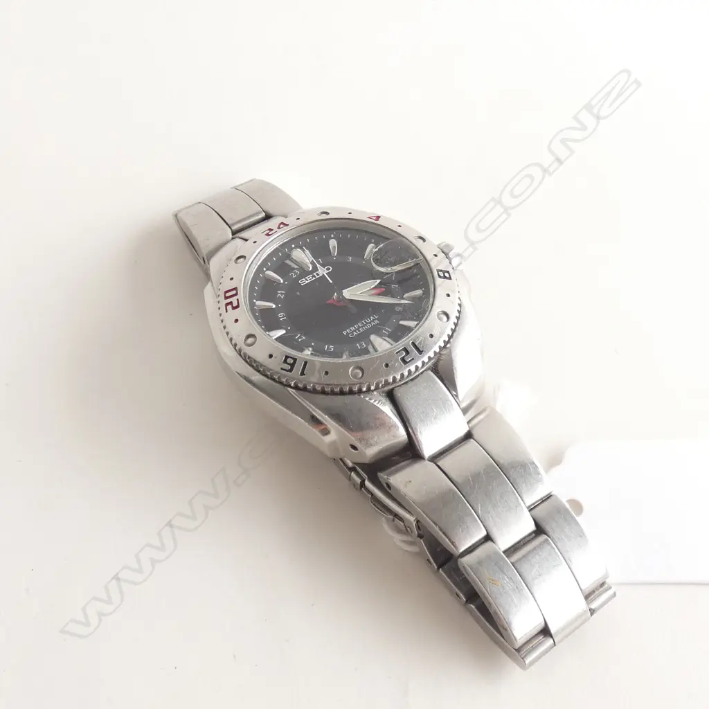 GENT'S SEIKO WRISTWATCH (may need new battery) Image 1++