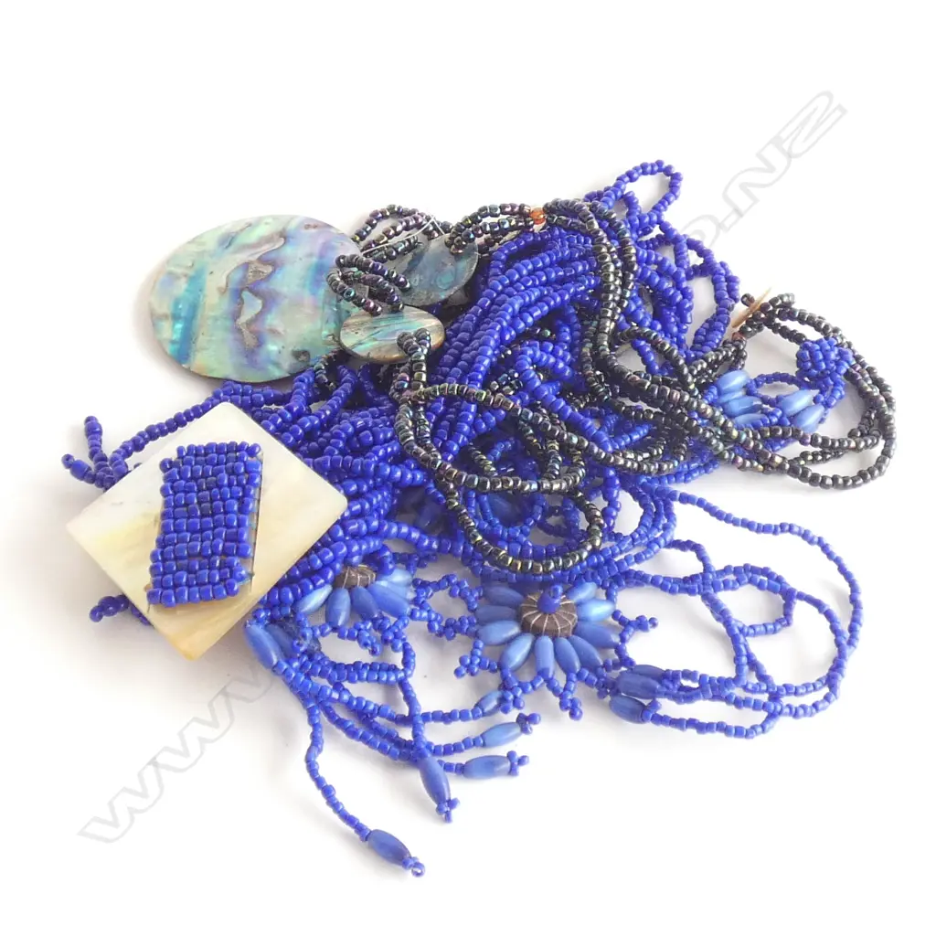 BAG 3 BEADED NECKLACES 1 W PAUA SHELL PENDANTS + BRACELET Image 1++