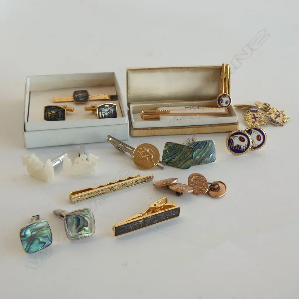 ASST. CUFFLINKS Image 1++