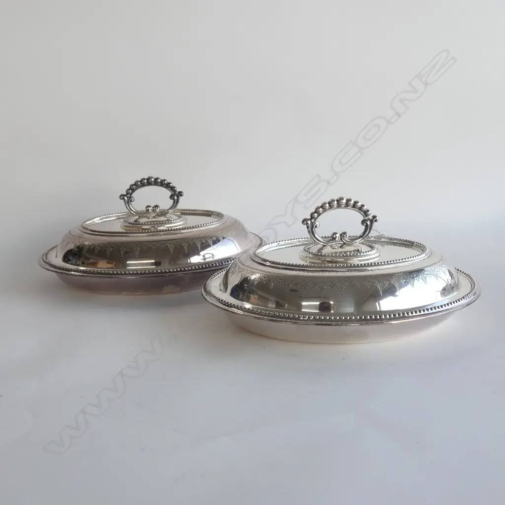 PR ENGRAVED SILVER PLATE LIDDED SERVING DISHES  305 X 235MM Image 1++
