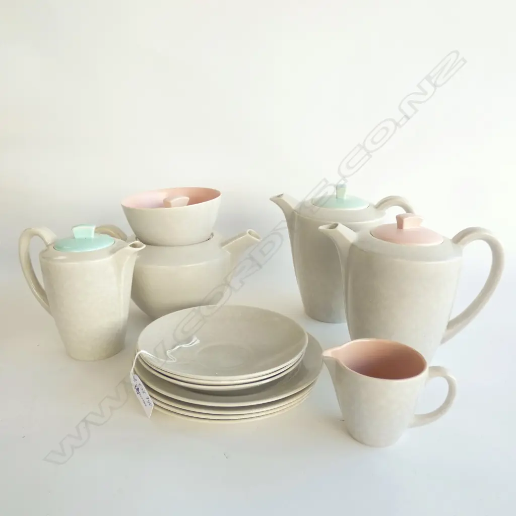 POOLE MIXED 3 SAUCERS AND 3 PLATES Image 1++