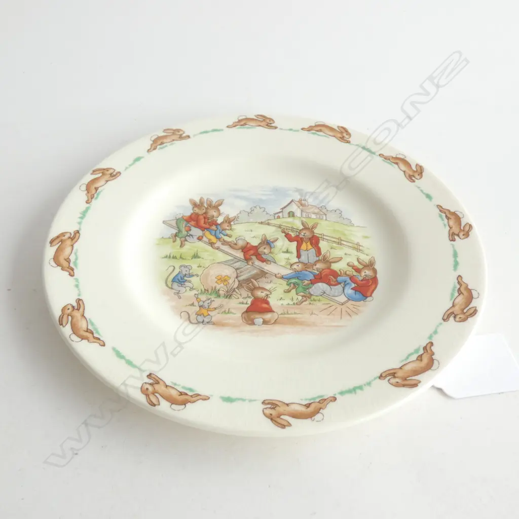 A ROYAL DOULTON BUNNYKINS PLATE Image 1++
