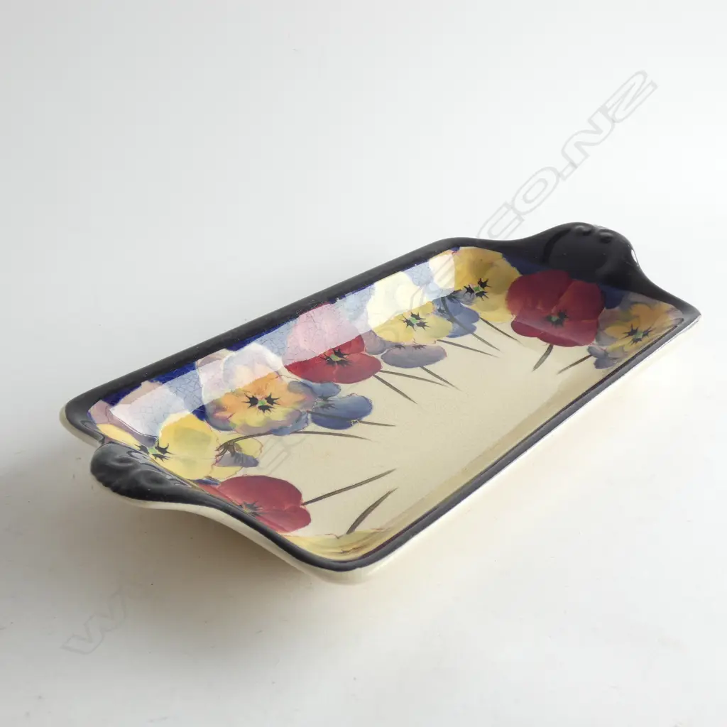 A ROYAL DOULTON PANSY TRAY, 280 x 130mm Image 1++