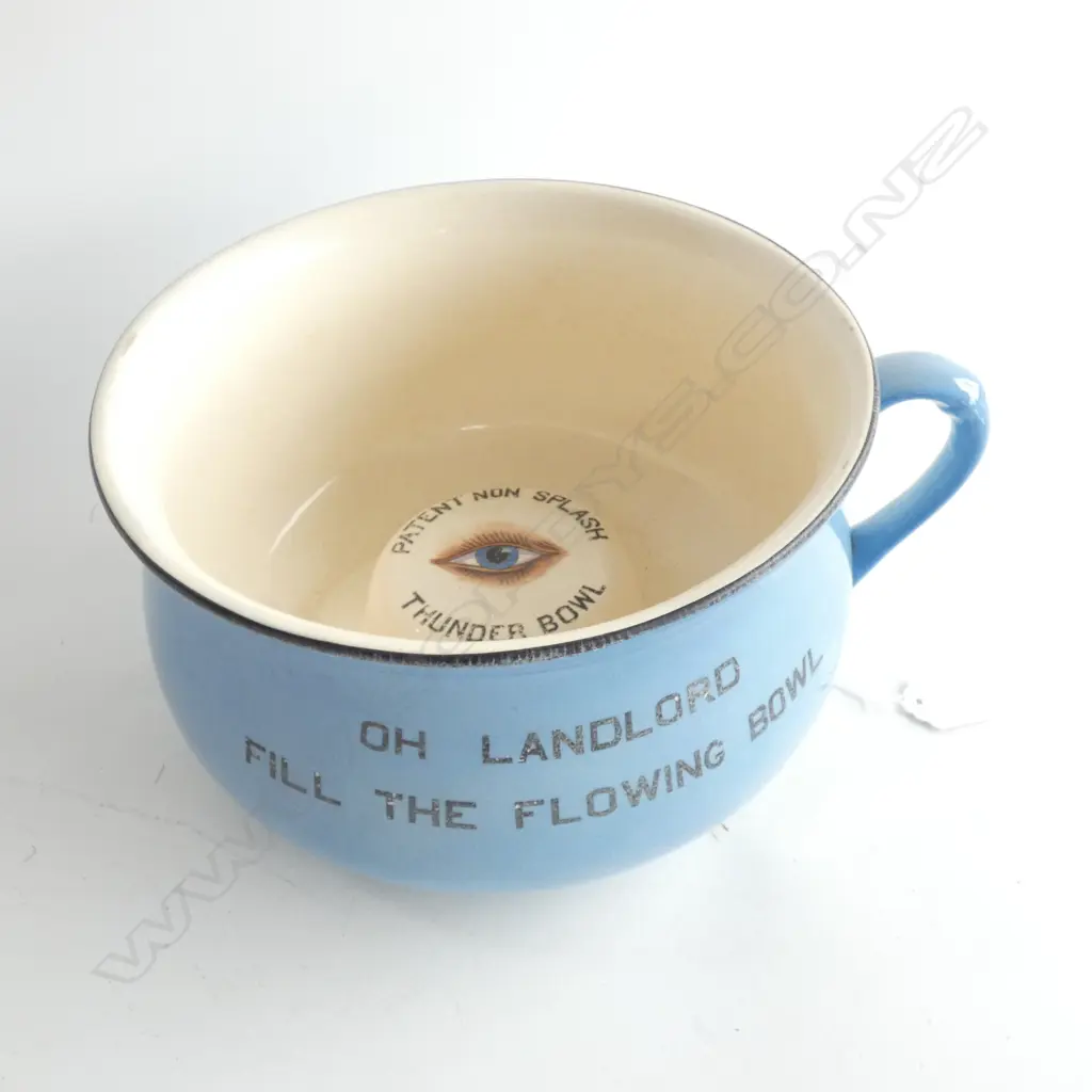 A CROWN DEVON MUSICAL CHAMBER POT Image 1++