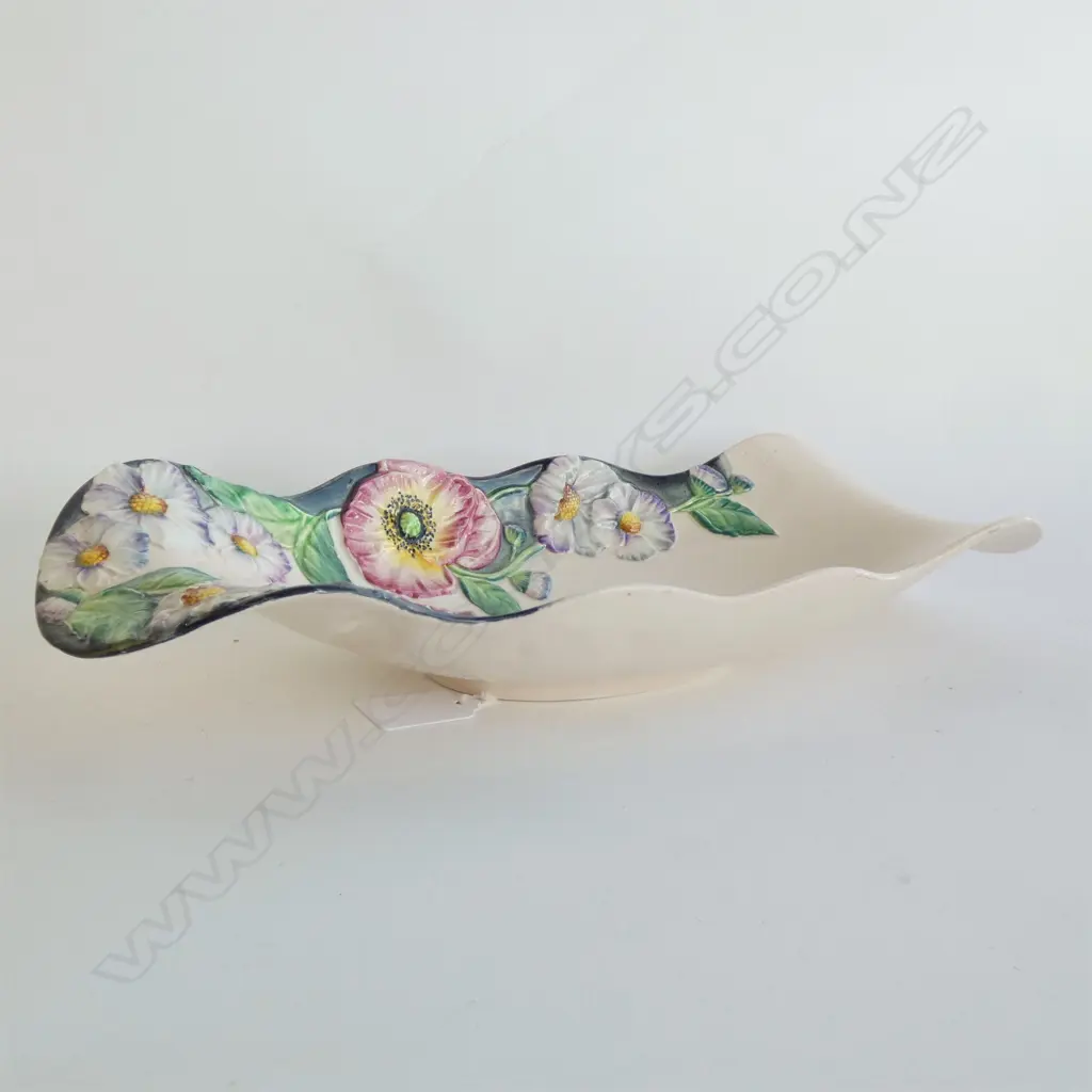 A CARLTONWARE EMBOSSED RECTANGULAR TRAY, POPPY AND DAISY. L.360mm Image 1++