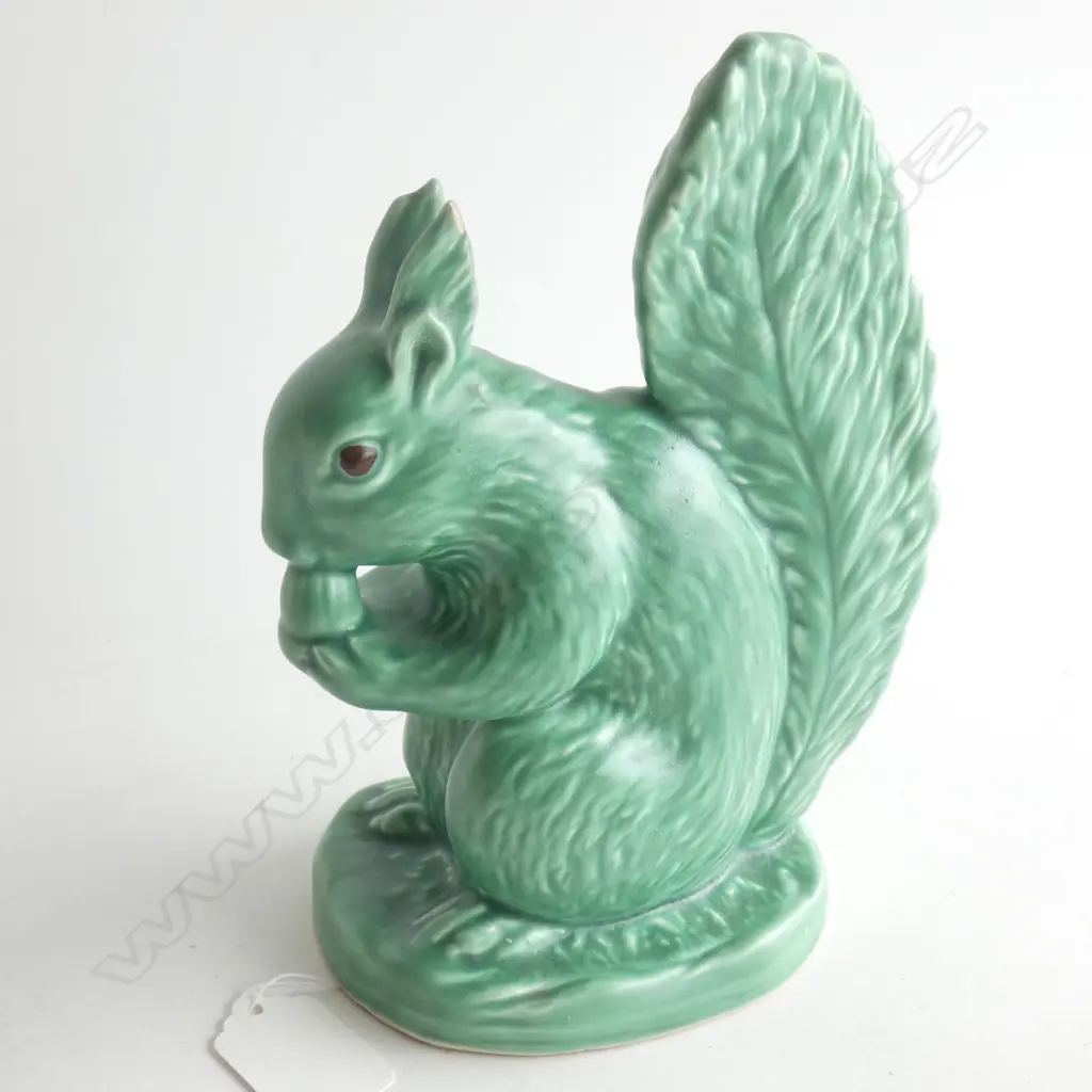 A SYLVAC SQUIRREL GREEN. H.200mm Image 1++
