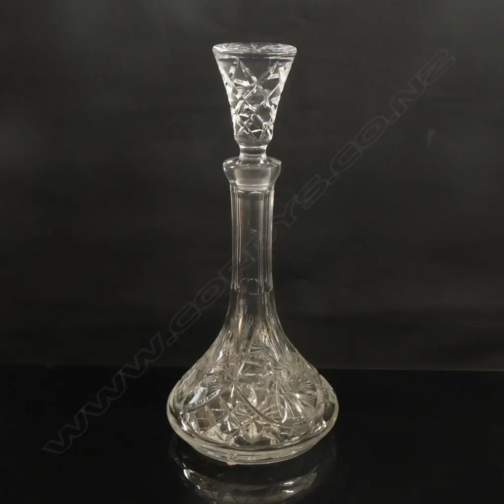 CUT CRYSTAL DECANTER & STOPPER. STOPPER MINOR CHIPS. H.370mm Image 1++