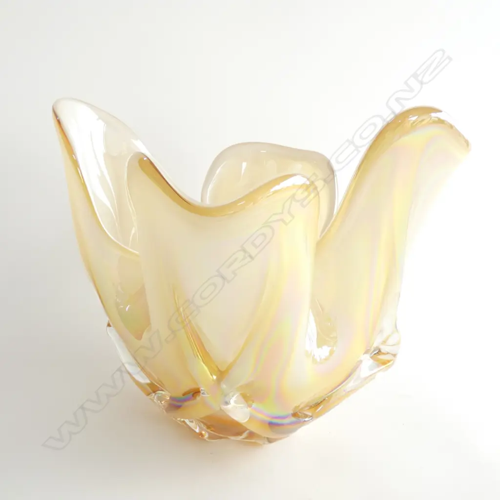 A MURANO "ALIEN" GLASS MODERN VASE, 220 X 230mm Image 1++