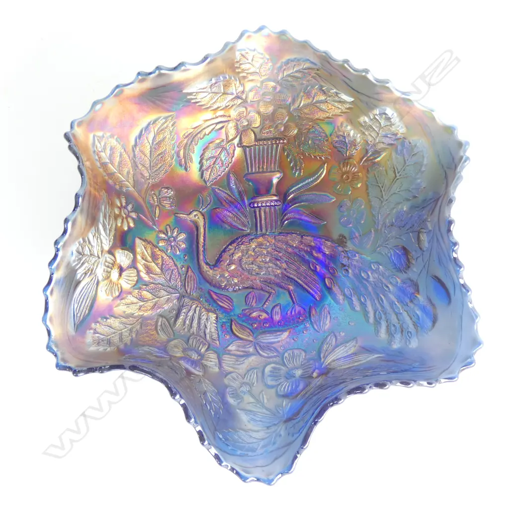 A BLUE CARVINVAL GLASS BOWL WITH PEACOCK, DIA.220mm Image 1++