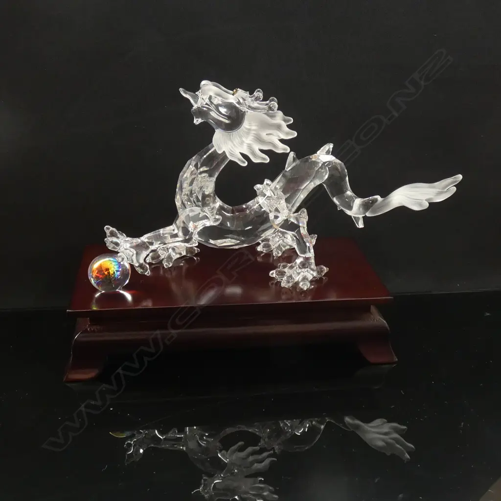 SWAROVSKI SILVER CRYSTAL ZODIAC 'YEAR OF THE DRAGON' - IN BOX  & SLEEVE W STAND & CERTIFICATE Image 1++