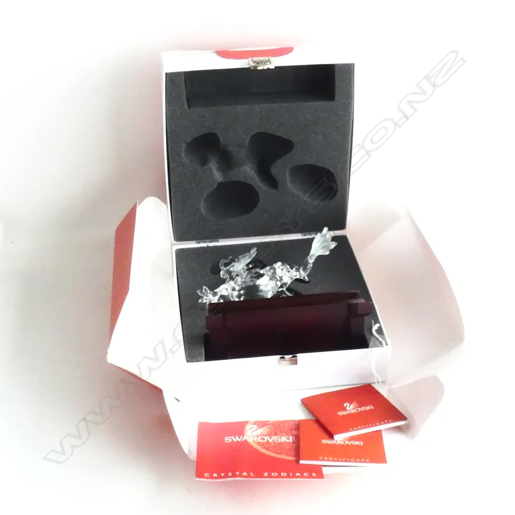 SWAROVSKI SILVER CRYSTAL ZODIAC 'YEAR OF THE DRAGON' - IN BOX  & SLEEVE W STAND & CERTIFICATE Image 1++