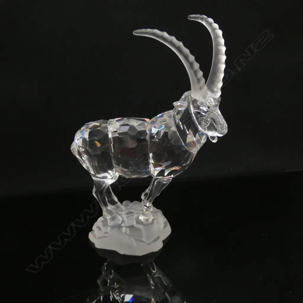 SWAROVSKI CRYSTAL IBEX (7684) H  100MM IN ORIGINAL BOX & SLEEVE Image 1++