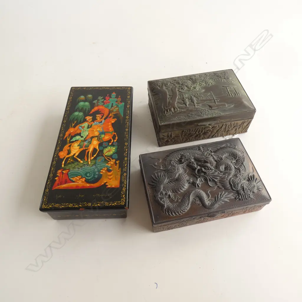 2 JAPANESE METAL BOXES + RUSSIAN LACQUERED BOX 165x80mm Image 1++