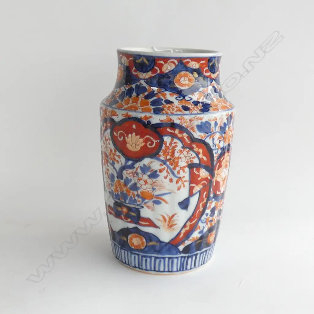LARGE IMARI VASE H.250mm Image 1++