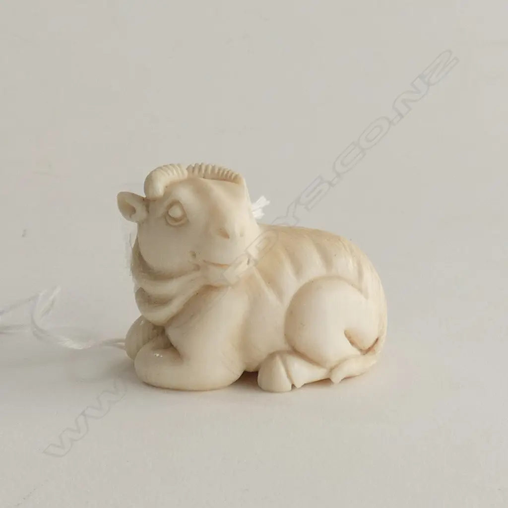 JAPANESE CARVED IVORY NETSUKE; MOUNTAIN GOAT L.45mm Image 1++