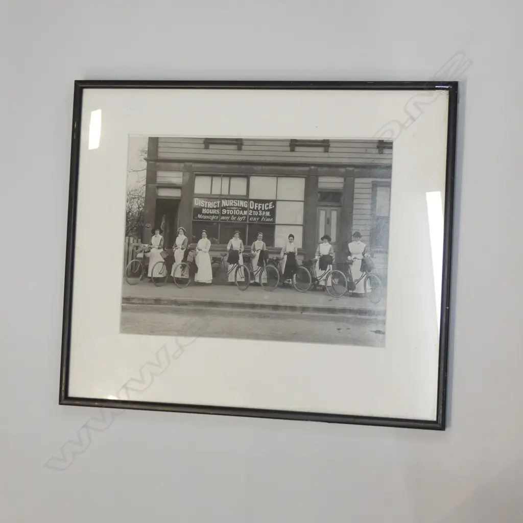 STEPHANO WEBB B/W PHOTO PRINT 'DISTRICT NURSING OFFICE' CHCH 1914 225x300mm Image 1++