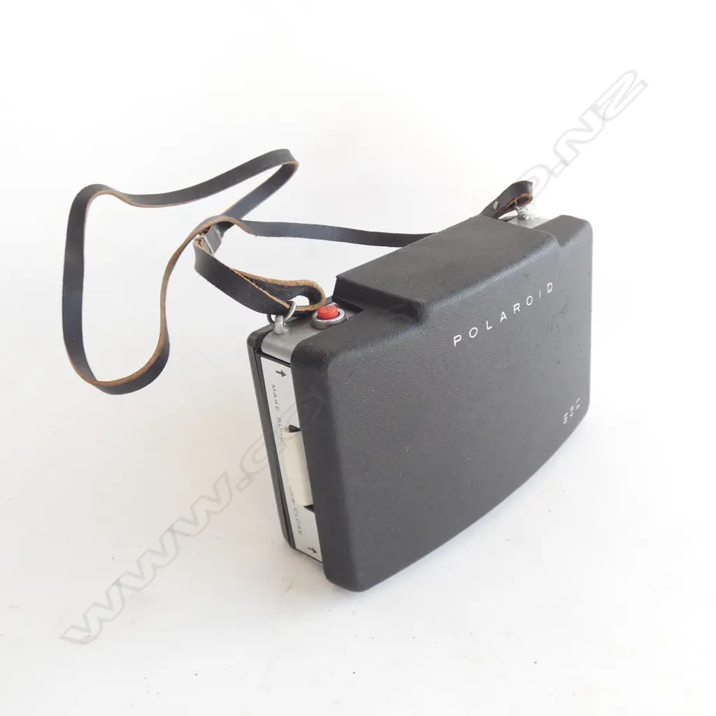 POLAROID AUTOMATIC 250 LAND CAMERA  Image 1++