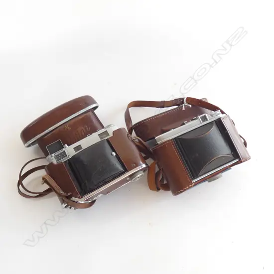 2 VINTAGE 35mm FOLDING TYPE CAMERAS. VOIGTLANDER PERKEO + RETINA...