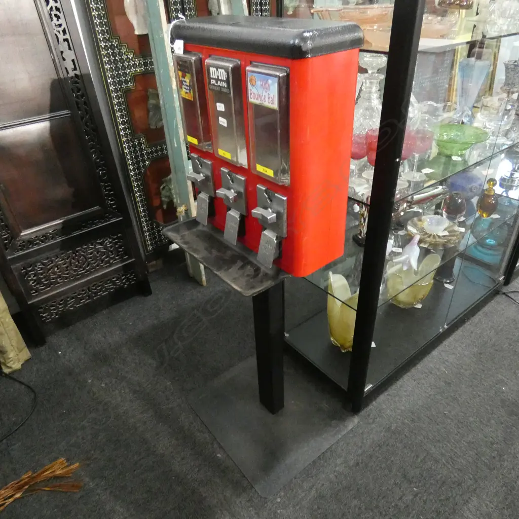 CANDY DISPENSER MACHINE Image 1++