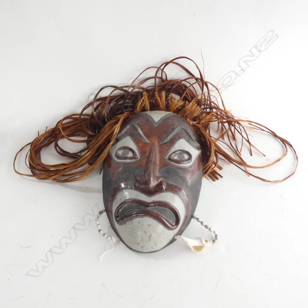 PNG STYLE STUDIO POTTERY MASK BY ANITA THOMPSON '86 H.390mm Image 1++