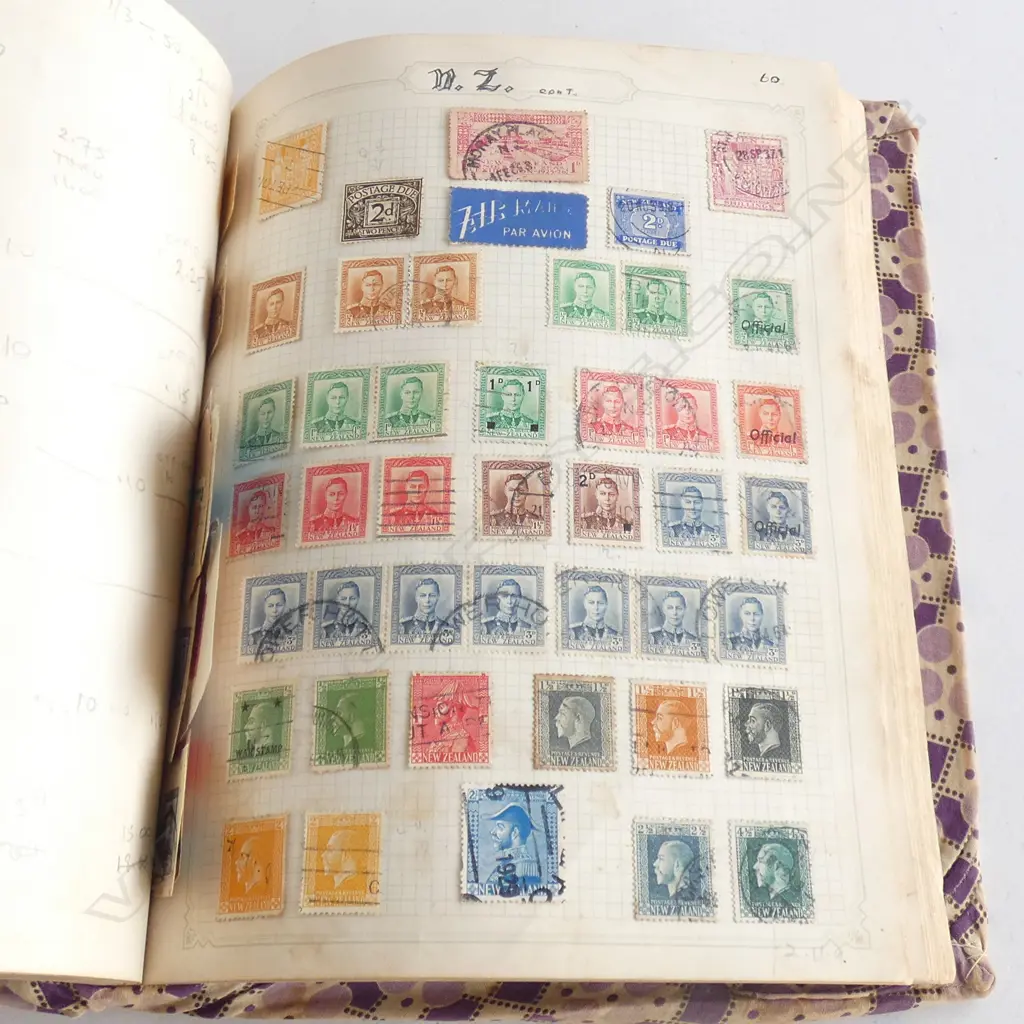 CLOTH COVERED WORLD STAMP ALBUM c.1940 Image 1++