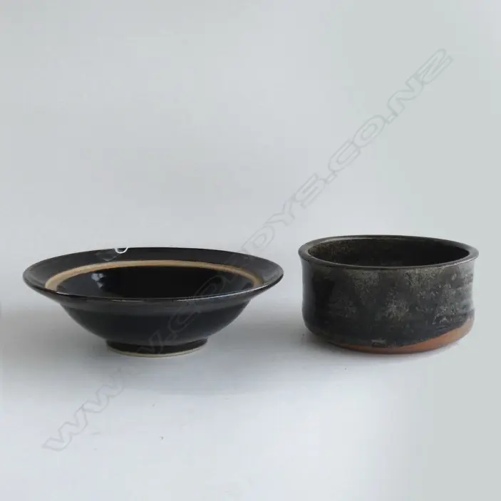 2 STAMPED STUDIO POTTERY BOWLS 270mm dia Image 1++