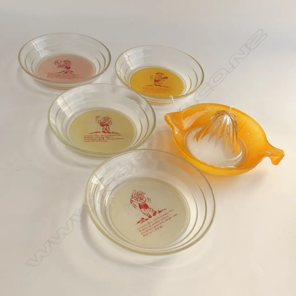4 VINTAGE 'CREAMOATA MAN' GLASS BOWLS (DIA 170MM) + VINTAGE YELLOW GLASS CITRUS JUICER (DIA  200MM) Image 1++