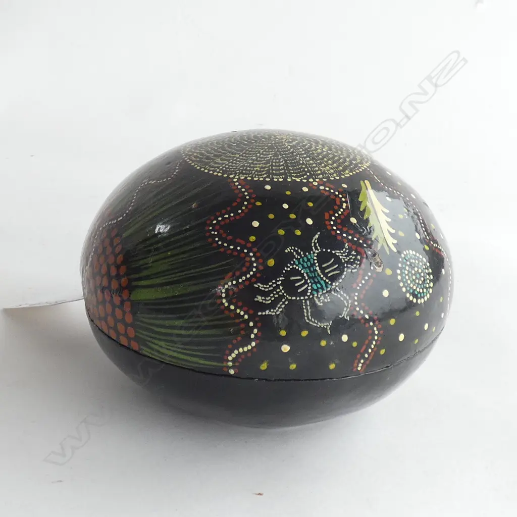 ABORIGINAL HANDPAINTED PAPIER MACHE TRINKET BOX D.110MM Image 1++