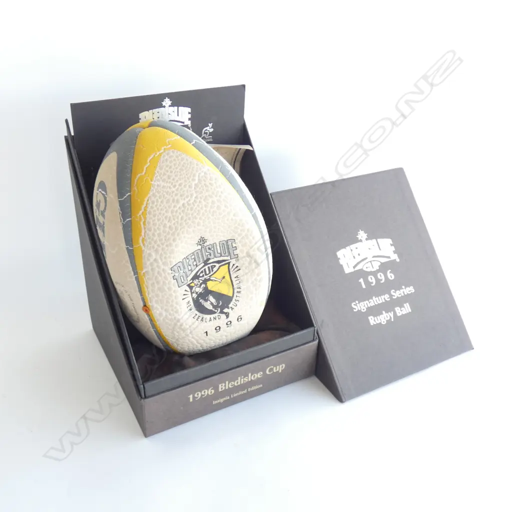 1996 BLEDISLOE CUP SIGNATURE SERIES RUGBY BALL (boxed and with papers) 468/500 Image 1++