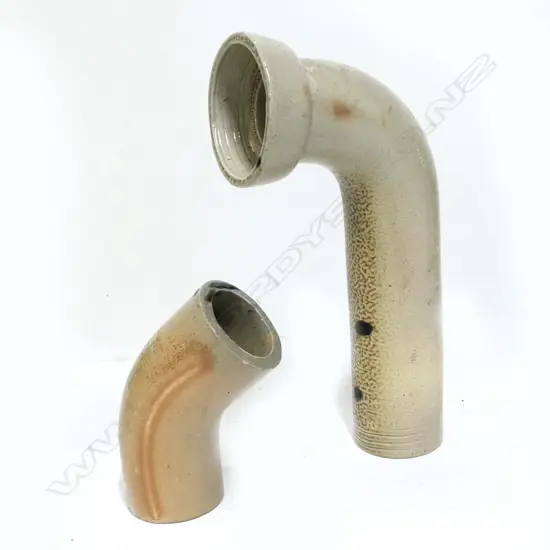 NZ COLONIAL SALT GLAZED 'CRUM, NEW LYNN' CURVED PIPE + SMALL PIPE, L. 600 & 30MM
