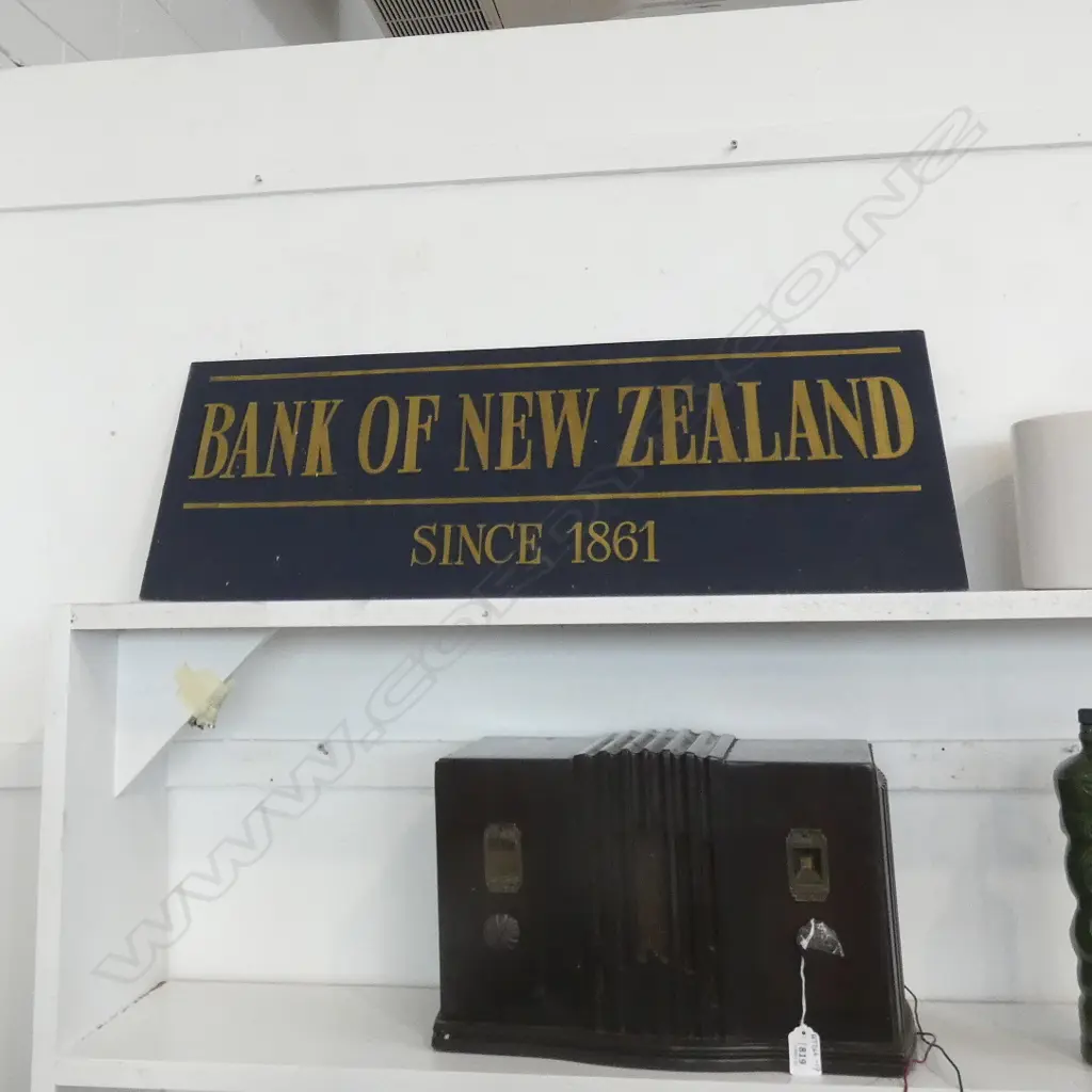 'BANK OF NEW ZEALAND' SIGN 295x785mm Image 1++