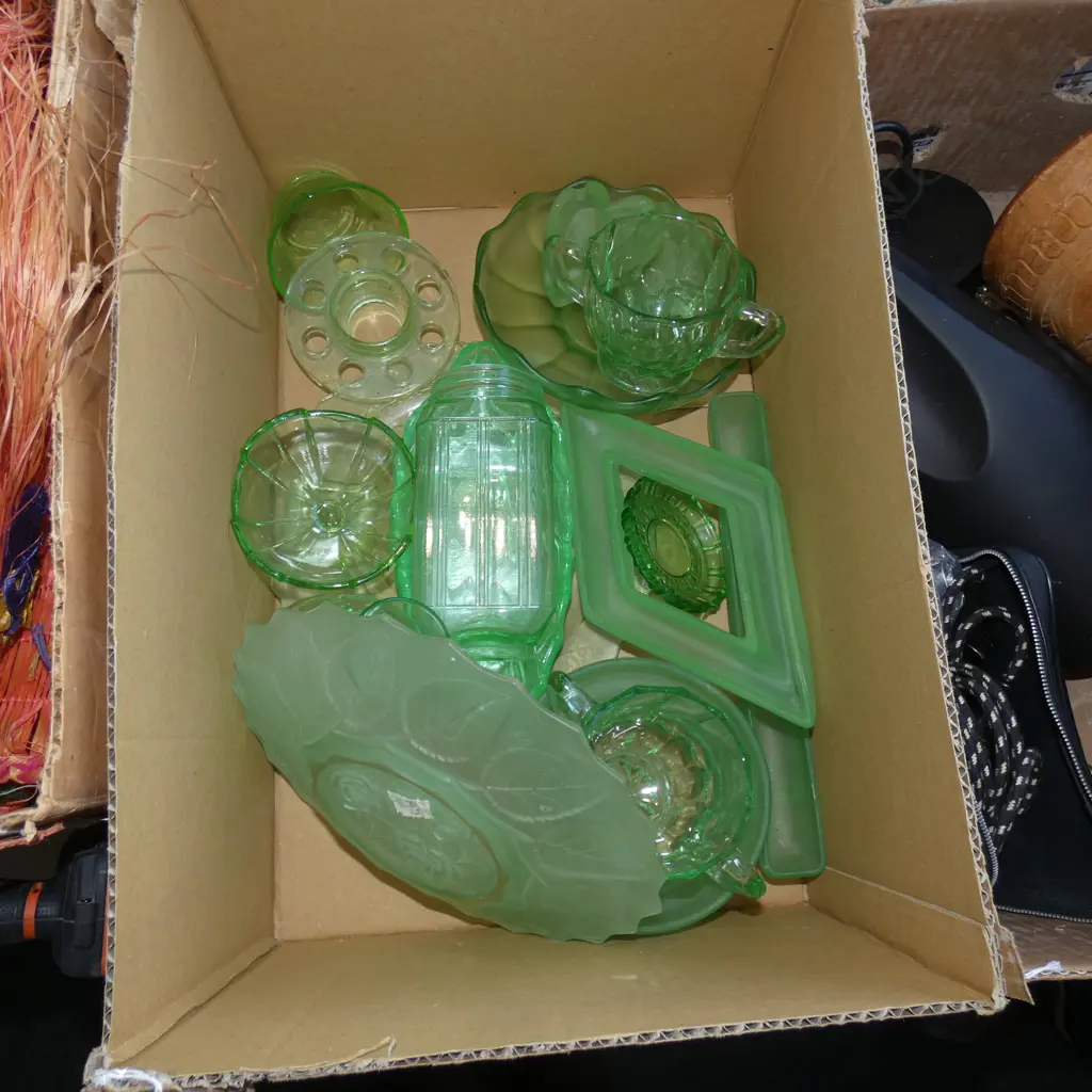BOX VINTAGE GREEN GLASS; BOWLS/ DISHES / VASES ETC...SOME POSS URANIUM GLASS Image 1++