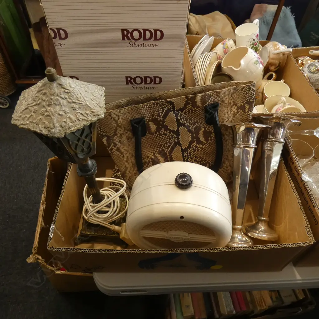 LOT ASST SPEAKER/EPNS/HAND BAG/LIGHT ETC Image 1++